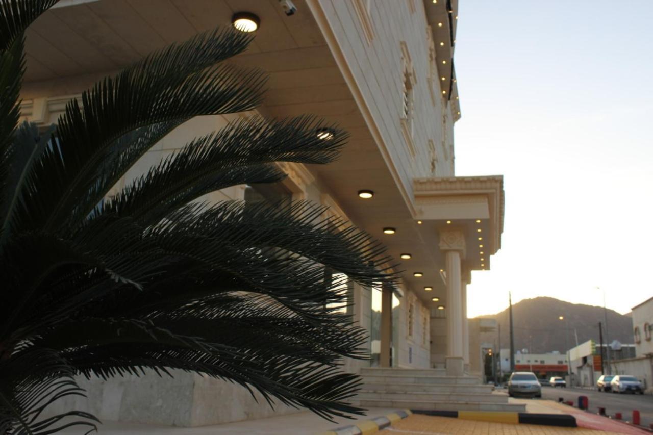 Skoon Hotel Apartments Najran Exterior photo